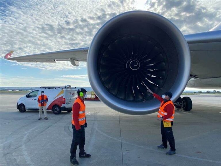 aeropuerto de ciudad mante en pleno funcionamiento