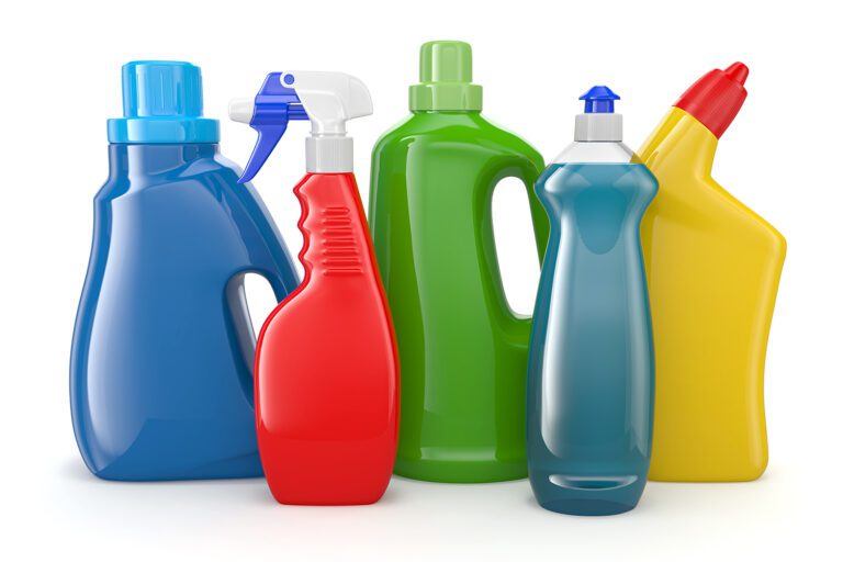 botellas de plastico limpias y recicladas