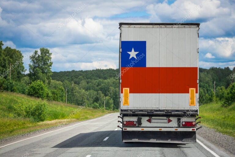 Cuánto es el costo por kilómetro recorrido en Chile para transporte 18 camion de carga en carretera chilena