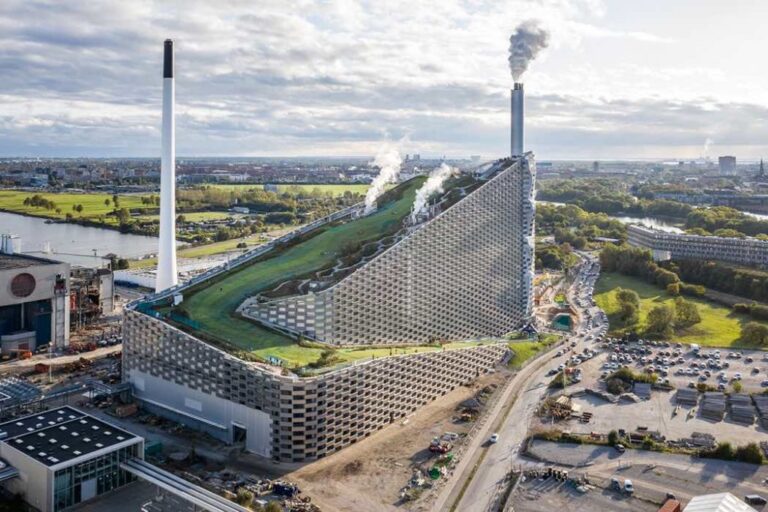 Cómo funcionan las centrales eléctricas y qué tipos existen 25 centrales electricas variadas en paisajes