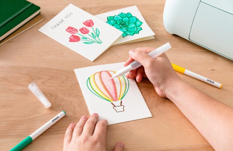 Para qué sirve la Cricut Maker y qué proyectos puedes crear con ella 20 cricut maker con diversos proyectos creativos