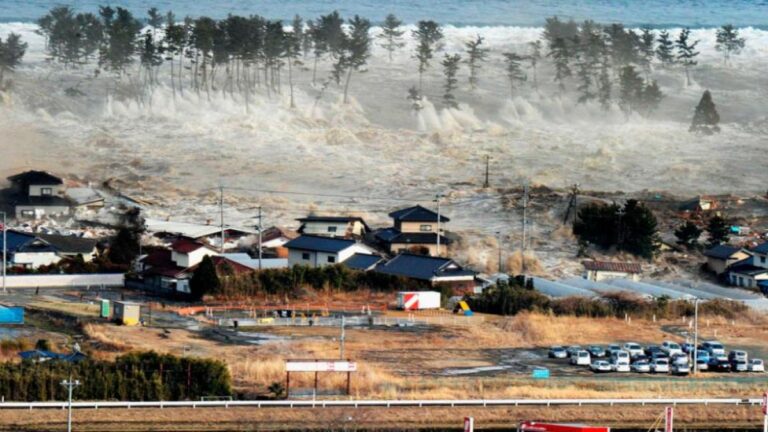devastacion costera tras el tsunami japones