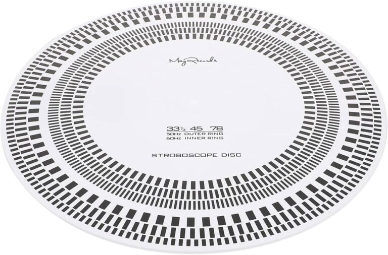 disco de vinilo blanco en un tocadiscos
