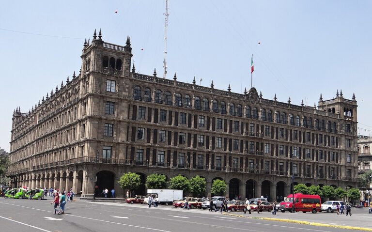 edificio gubernamental en mexico