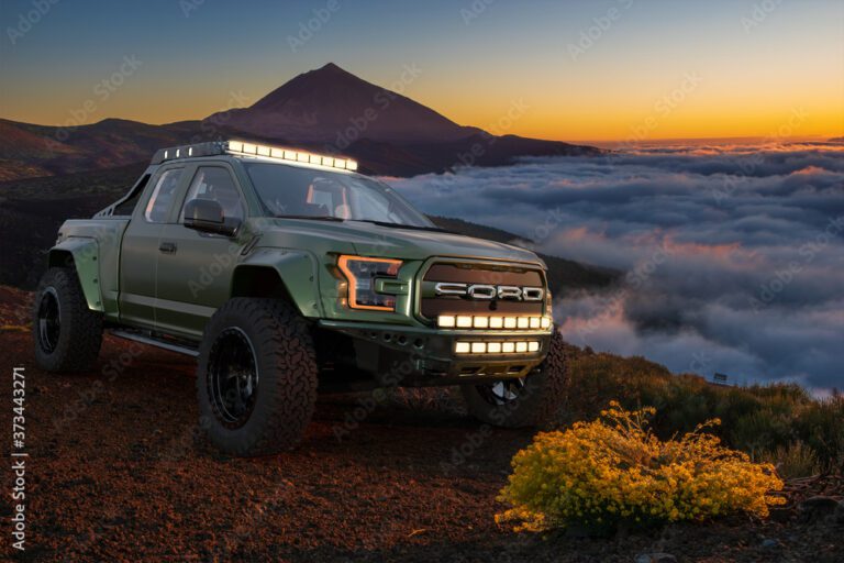ford raptor en un paisaje off road