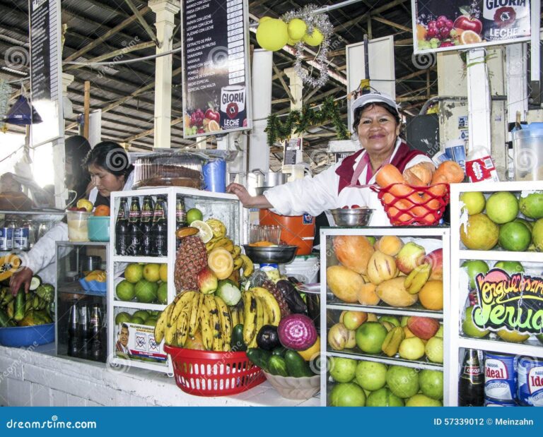 Dónde encontrar jugos del valle en Lagos de Moreno 2 jugos frescos en un mercado local