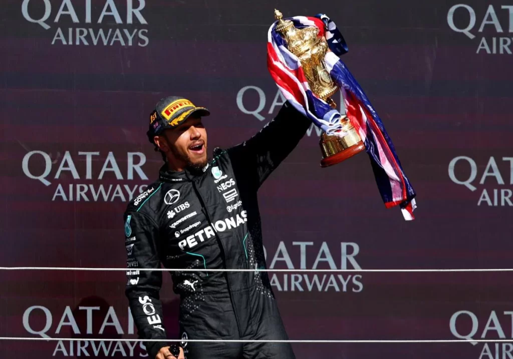 Qué hizo Lewis Hamilton en el Gran Premio de Abu Dhabi 7 Qué hizo Lewis Hamilton en el Gran Premio de Abu Dhabi