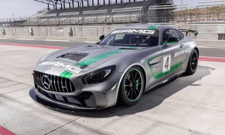 mercedes benz amg gt r en pista