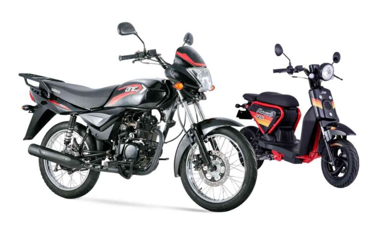 moto economica en un mercado al aire libre