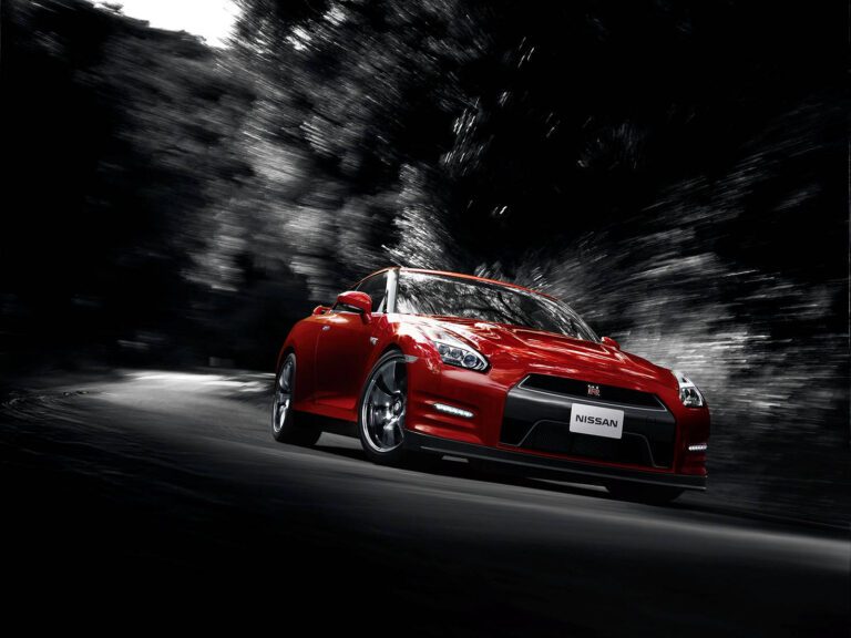 nissan skyline gt r en accion en pista
