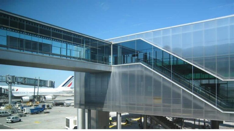 paneles de policarbonato en construccion