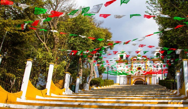 Qué paisajes bonitos con gente puedes encontrar en México 15 personas disfrutando paisajes mexicanos coloridos