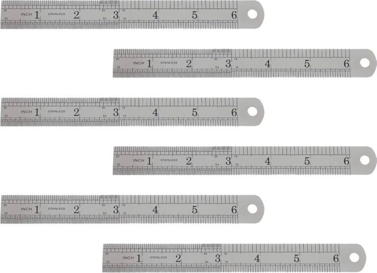regla con pulgadas y centimetros visibles