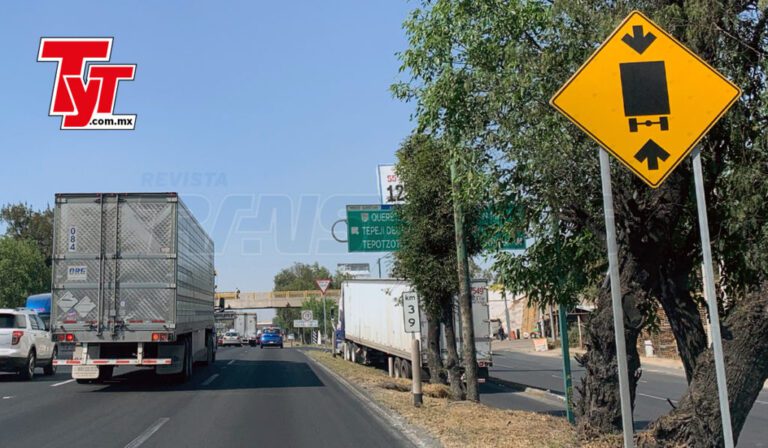 Cuántos artÃculos conforman el reglamento de tránsito en México 11 senal de transito mexicana en una carretera