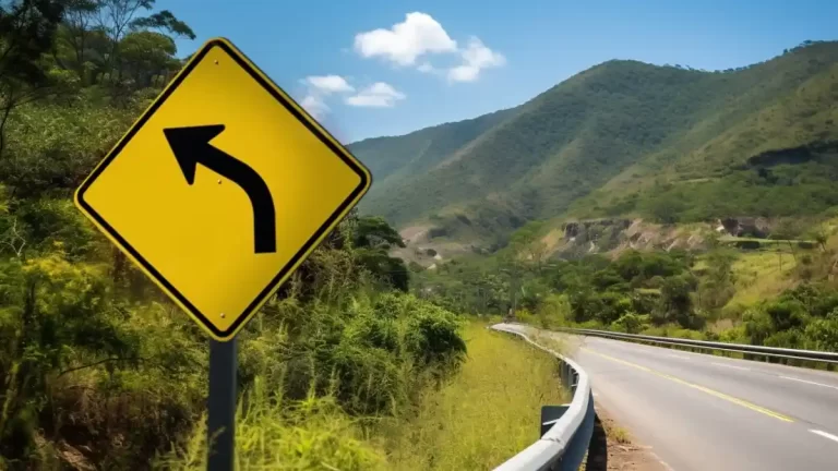 senales viales preventivas en una carretera 1