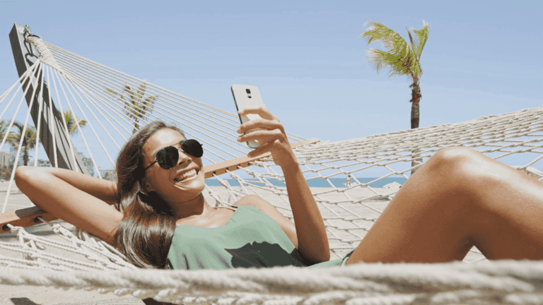 Cómo puedo llamar a Cancún desde Colombia usando Claro 12 telefono y playa en cancun