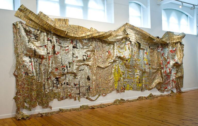 textiles coloridos de el anatsui
