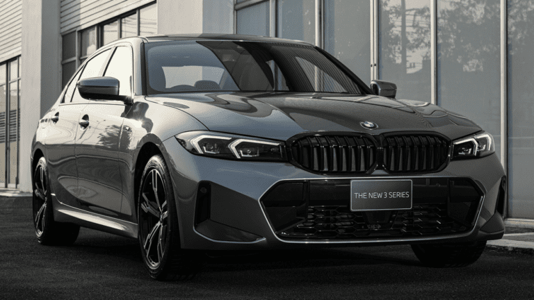 variedad de tonos de gris oscuro en autos