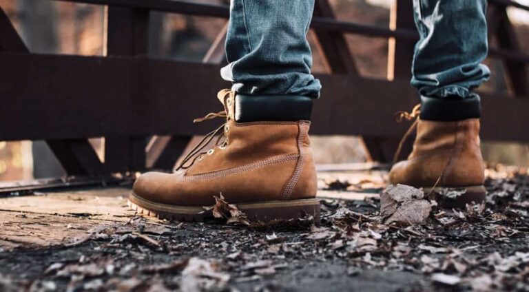 zapatos industriales en un entorno de trabajo